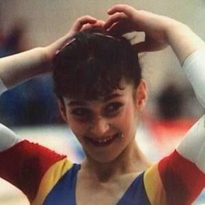 Meet your Posher, Cristina bontas